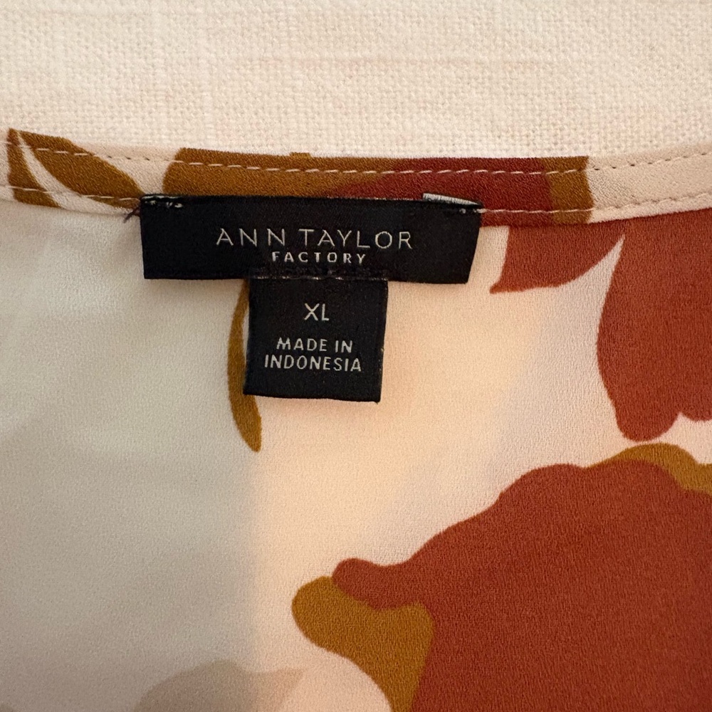 Ann Taylor Cream Blouse with Rust and Plum Floral Print - Picture 5 of 5